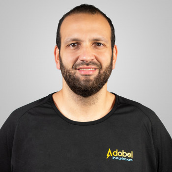 Lorenzo — CEO i Tècnic Certificat